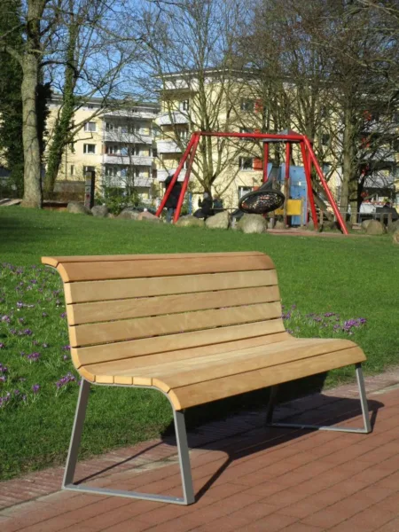 Amadeus HolzformteilBank