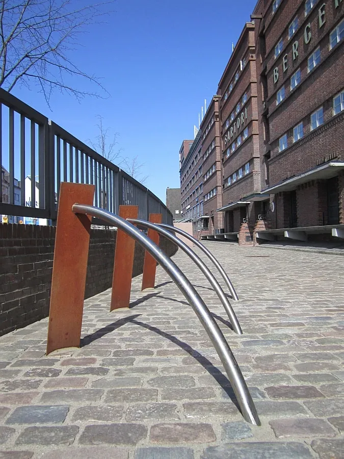 Salem FahrradStele Charmante Kombination aus Flachstahl und Rundstagl